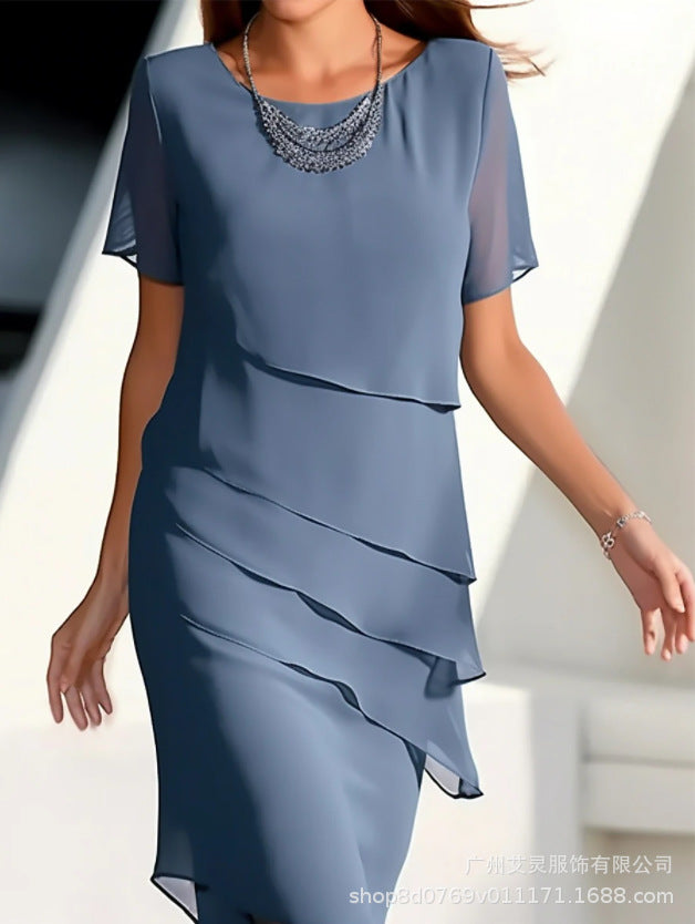 Vestido Midi Evasé com Folhos e Manga Curta