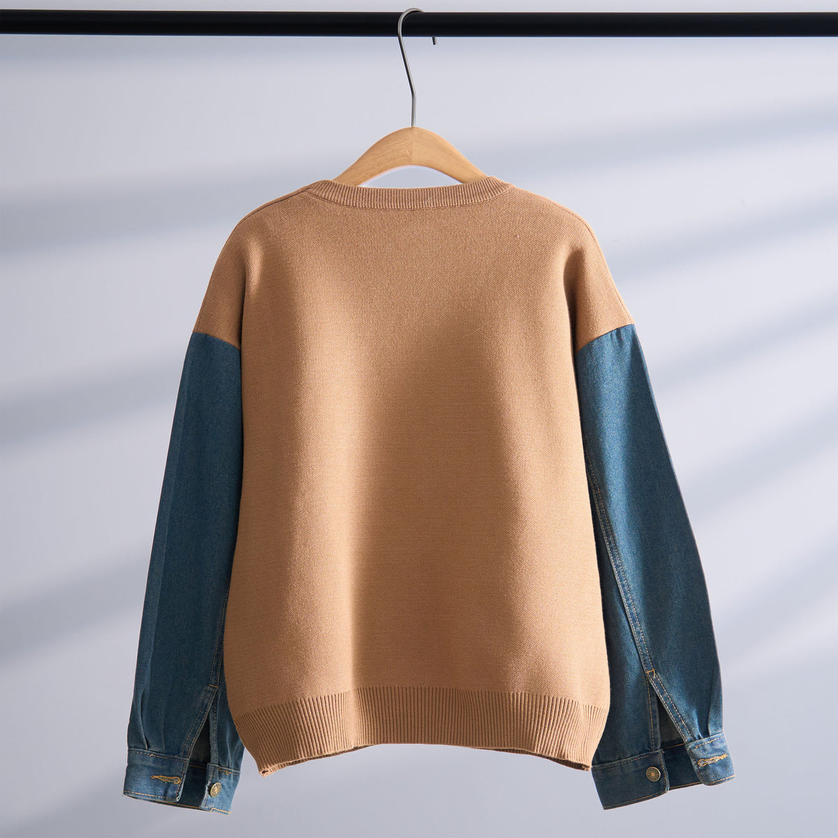 European and American Cross-Border Autumn and Winter Export Sweaters Round Neck Denim Sleeve Sweaters Heart Pattern Simple Tops European and American Women's Clothing