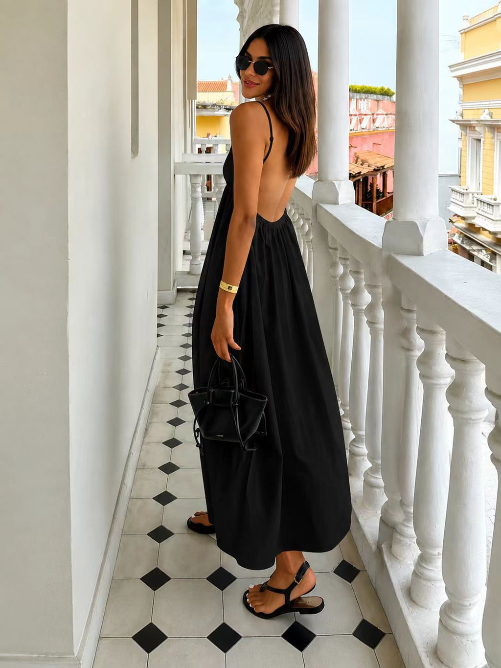 Vestido de Verão com Costas Abertas, Decote V e Alças