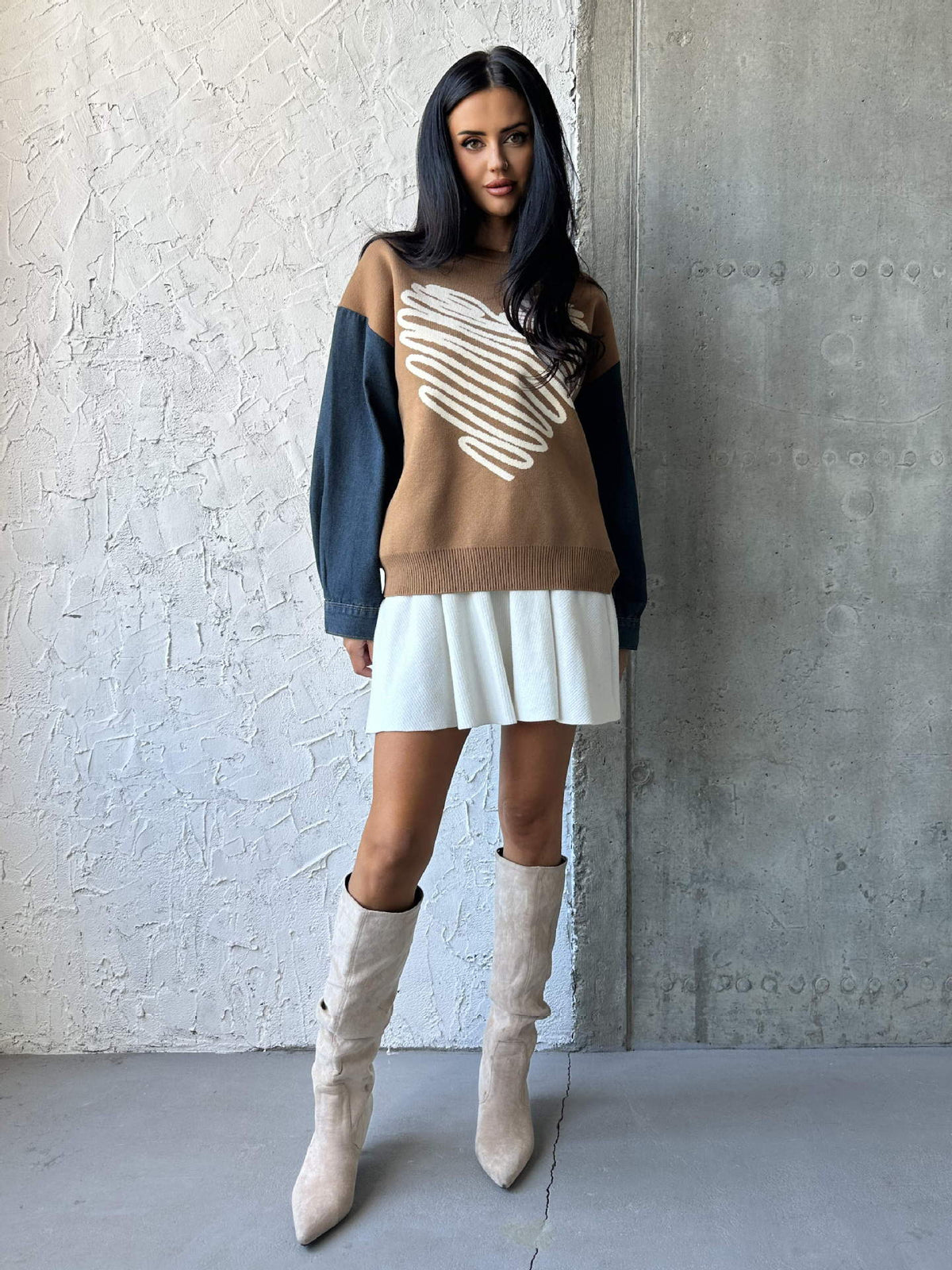 European and American Cross-Border Autumn and Winter Export Sweaters Round Neck Denim Sleeve Sweaters Heart Pattern Simple Tops European and American Women's Clothing