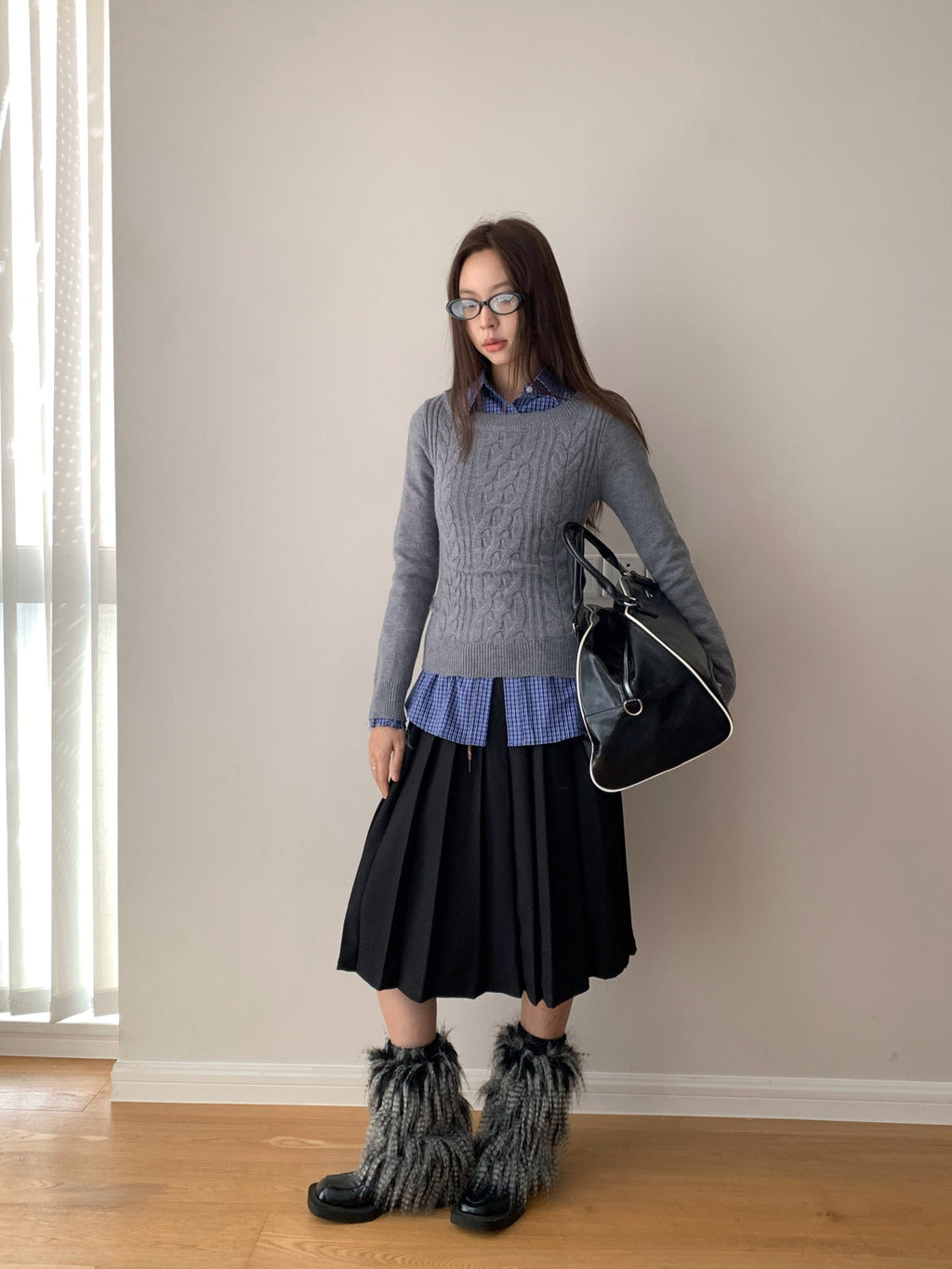 Camisola feminina de malha torcida, manga comprida, corte justo e estilo coreano